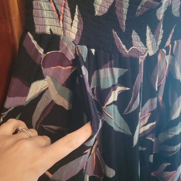 Floral Ripcurl gauchos - Picture 3 of 4